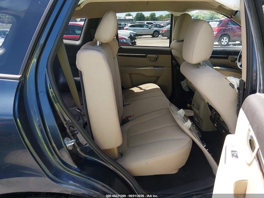 2012 Hyundai Santa fe VIN 5XYZG3AB0CG148684 IAAI salvage auction — ROLLOVER, Salvage Title, sold $300 on 2026-07-21 (photo 8)