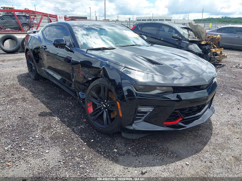 2017 Chevrolet Camaro VIN 1G1FH1R72H0215697 — IAAI salvage auction photo