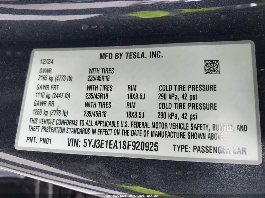 2025 Tesla Model 3 VIN 5YJ3E1EA1SF920925 IAAI salvage auction — FRONT & REAR, Salvage Title, sold $9,600 on 2026-07-06 (photo 9)