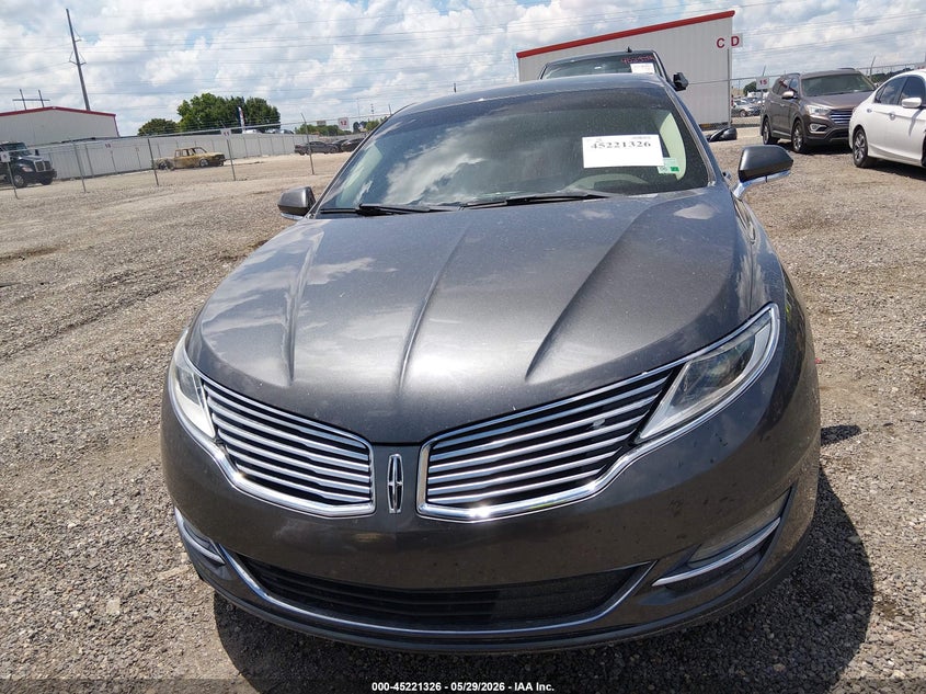 2016 Lincoln Mkz VIN 3LN6L2G99GR627108 IAAI salvage auction — WATER/FLOOD, Salvage Title, sold $425 on 2026-09-10 (photo 6)