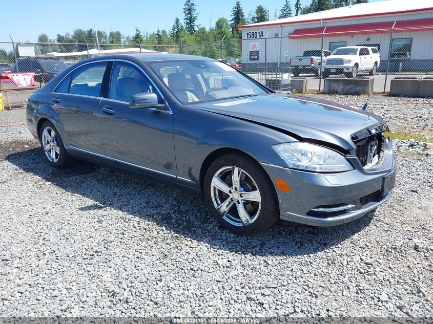 2010 Mercedes-benz S class VIN WDDNG7BBXAA324227 IAAI salvage auction — FRONT END, Bill Of Sale (Washington), sold $1,050 on 2026-07-22 (photo 1)