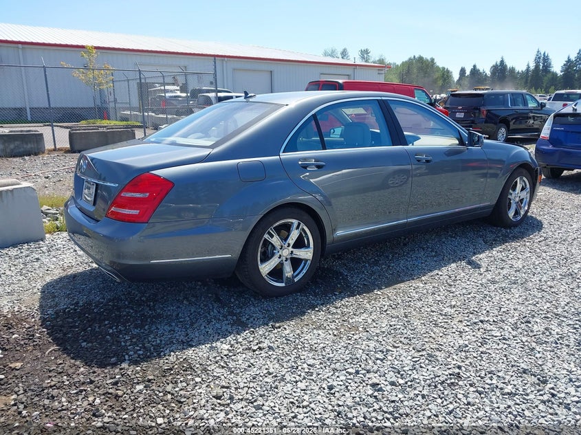 2010 Mercedes-benz S class VIN WDDNG7BBXAA324227 IAAI salvage auction — FRONT END, Bill Of Sale (Washington), sold $1,050 on 2026-07-22 (photo 4)