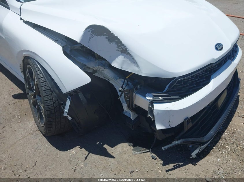 2021 Kia K5 VIN 5XXG64J28MG076686 IAAI salvage auction — RIGHT FRONT, Salvage (New Mexico), sold $5,700 on 2026-07-06 (photo 6)