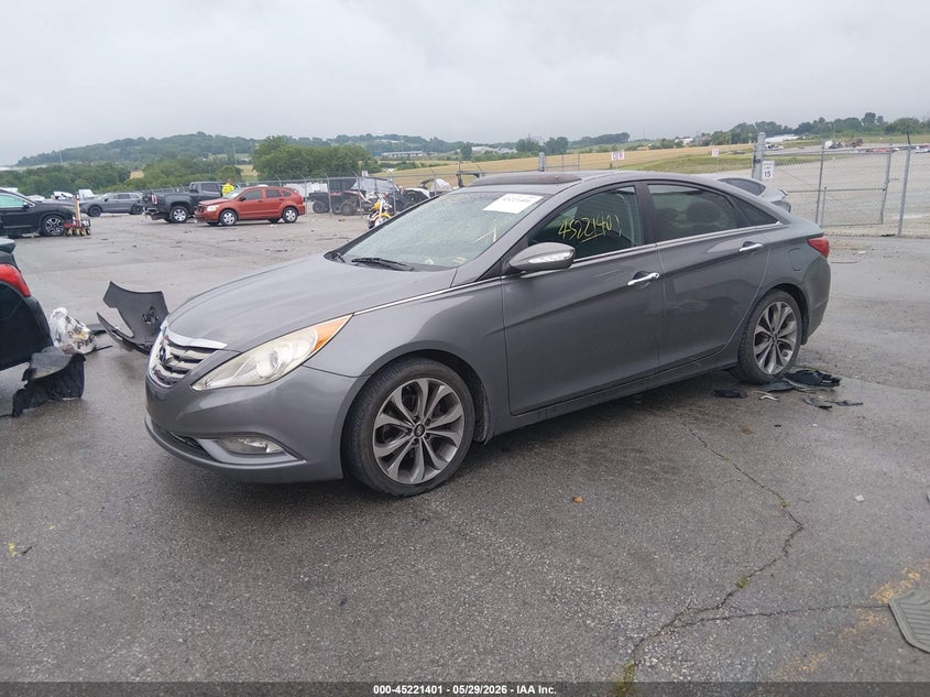 2013 Hyundai Sonata VIN 5NPEC4ABXDH647504 IAAI salvage auction — RIGHT FRONT, Salvage (Missouri), sold $425 on 2026-07-17 (photo 2)