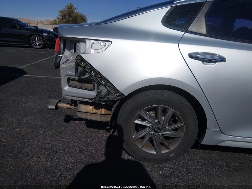 2020 Kia Optima VIN 5XXGT4L35LG395895 IAAI salvage auction — REAR END, Salvage Title, sold $2,800 on 2026-07-17 (photo 6)