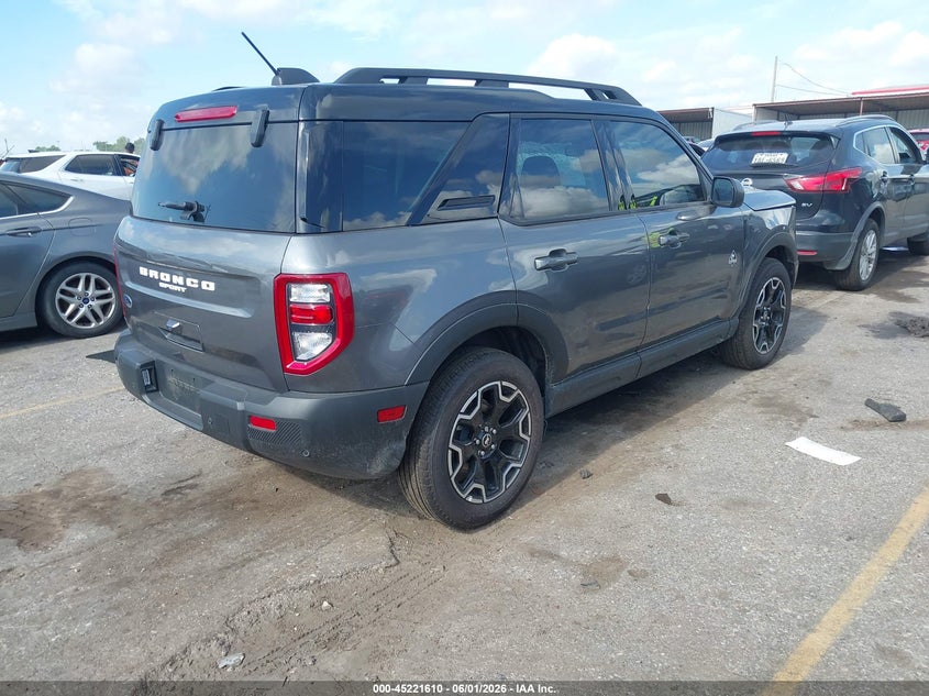 2025 Ford Bronco sport VIN 3FMCR9CN1SRF26957 IAAI salvage auction — ROOF, Salvage Title, sold $9,600 on 2026-07-24 (photo 4)