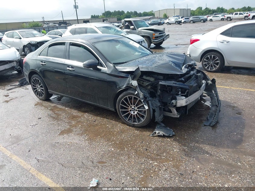2020 Mercedes-benz A-klasse VIN W1K3G4EB6LJ204882 IAAI salvage auction — FRONT END, Salvage Title, sold $5,650 on 2026-07-22 (photo 1)