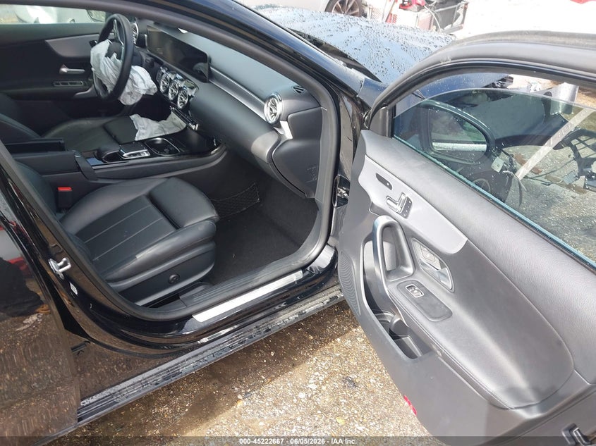 2020 Mercedes-benz A-klasse VIN W1K3G4EB6LJ204882 IAAI salvage auction — FRONT END, Salvage Title, sold $5,650 on 2026-07-22 (photo 5)