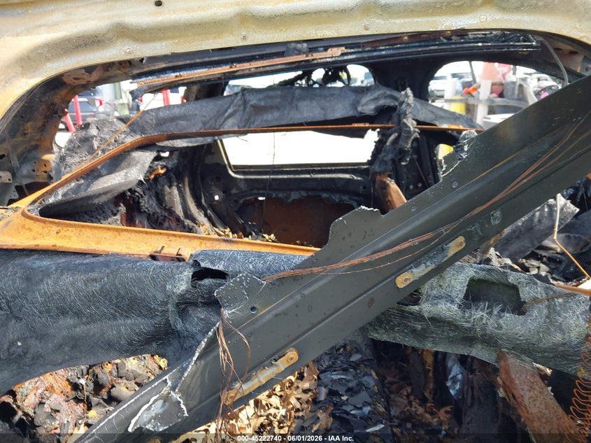2023 Volvo Xc60 VIN YV4L12RN1P1375143 IAAI salvage auction — TOTAL BURN, Salvage Title, sold $175 on 2026-07-13 (photo 8)