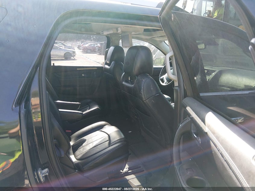 2017 Gmc Acadia VIN 1GKKVSKD4HJ192698 IAAI salvage auction — REAR END, Salvage Title, sold $1,950 on 2026-07-22 (photo 8)