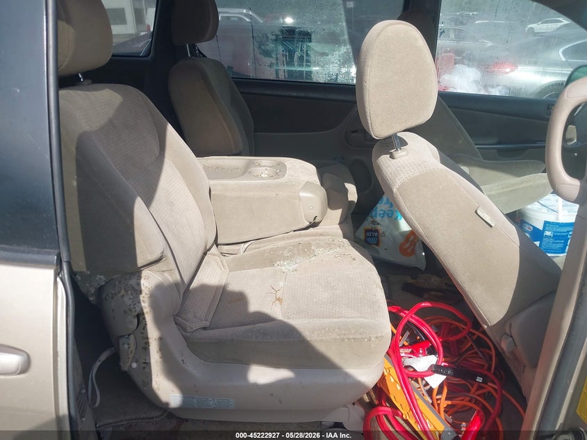 2010 Toyota Sienna VIN 5TDKK4CC0AS314570 IAAI salvage auction — WATER/FLOOD, Salvage (Georgia), sold $750 on 2026-07-14 (photo 8)