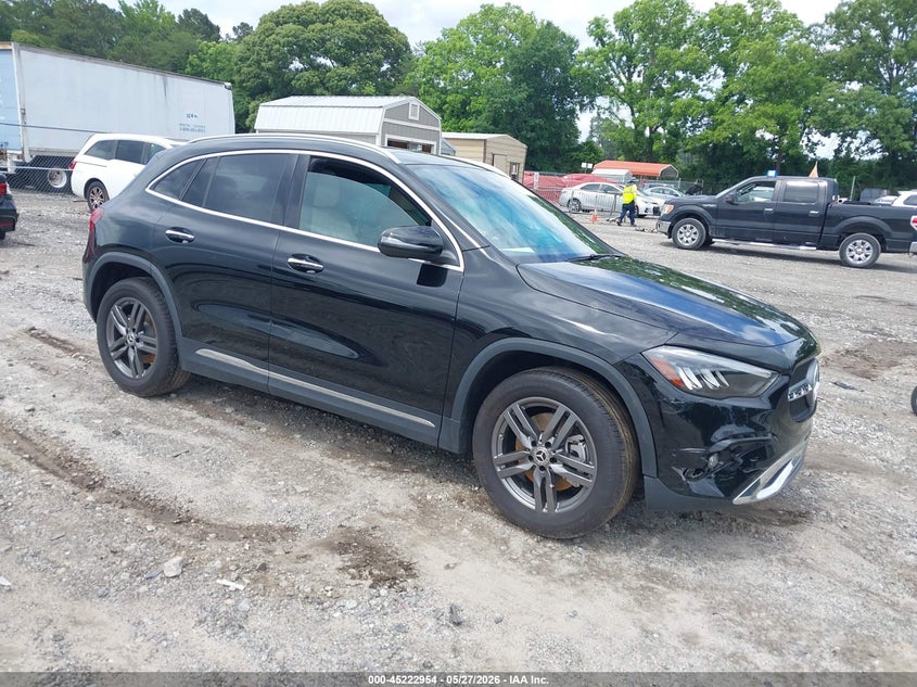 2025 Mercedes-benz VIN W1N4N4GB1SJ694012 IAAI salvage auction — SIDE, Salvage Title, sold $10,800 on 2026-07-29 (photo 1)