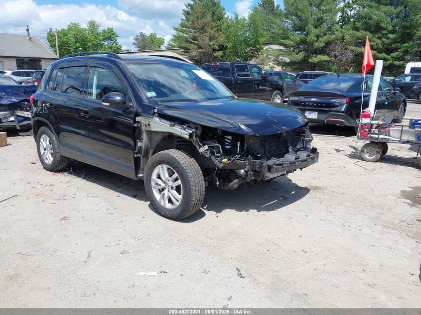2016 Volkswagen Tiguan VIN WVGBV7AX6GW605691 IAAI salvage auction — LEFT & RIGHT, Salvage Title, sold $375 on 2026-07-29 (photo 1)