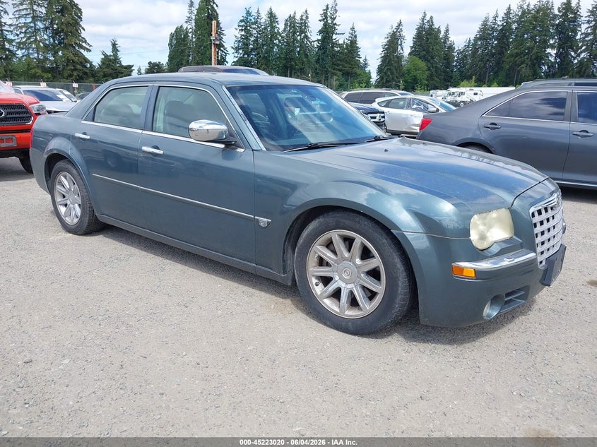 2006 Chrysler 300c VIN 2C3KA63H56H375997 IAAI salvage auction — NORMAL WEAR, Clear-Dealer Only (Iowa), sold $800 on 2026-07-08 (photo 1)