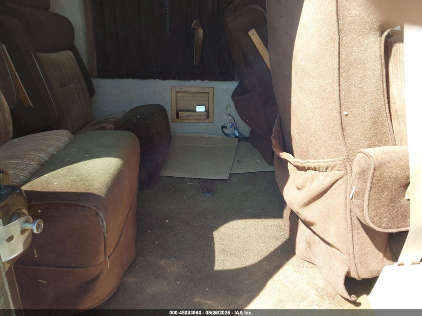1987 Chevrolet Sportvan / VIN 1GBEG25K6H7141203 IAAI salvage auction — UNKNOWN, Salvage (Idaho), sold $350 on 2026-07-09 (photo 8)