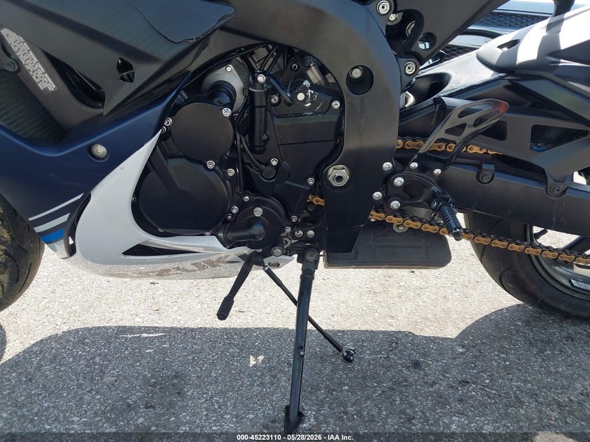 2023 Suzuki Gsx VIN JS1GR7MA8P7100455 IAAI salvage auction — FRONT END, Salvage Title, sold $3,650 on 2026-07-22 (photo 9)