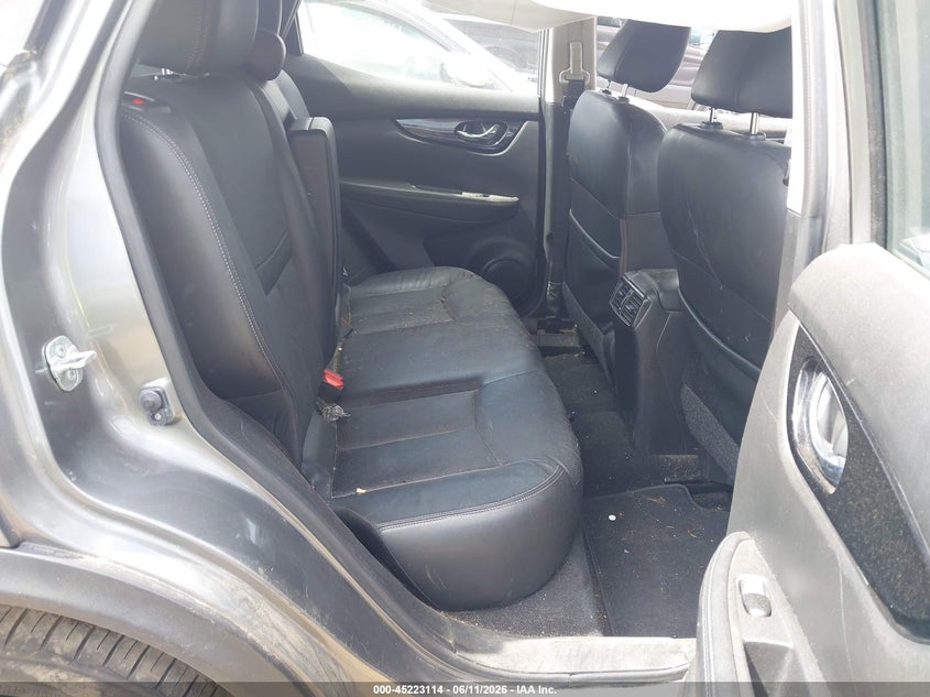 2017 Nissan Rogue VIN JN1BJ1CR6HW120399 IAAI salvage auction — FRONT END, Salvage (Massachusetts), sold $400 on 2026-07-10 (photo 8)