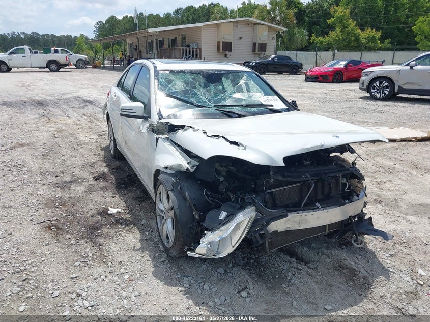 2012 Mercedes-benz VIN WDDGF8BB4CR229281 IAAI salvage auction — ALL OVER, Salvage Title, sold $175 on 2026-07-28 (photo 6)