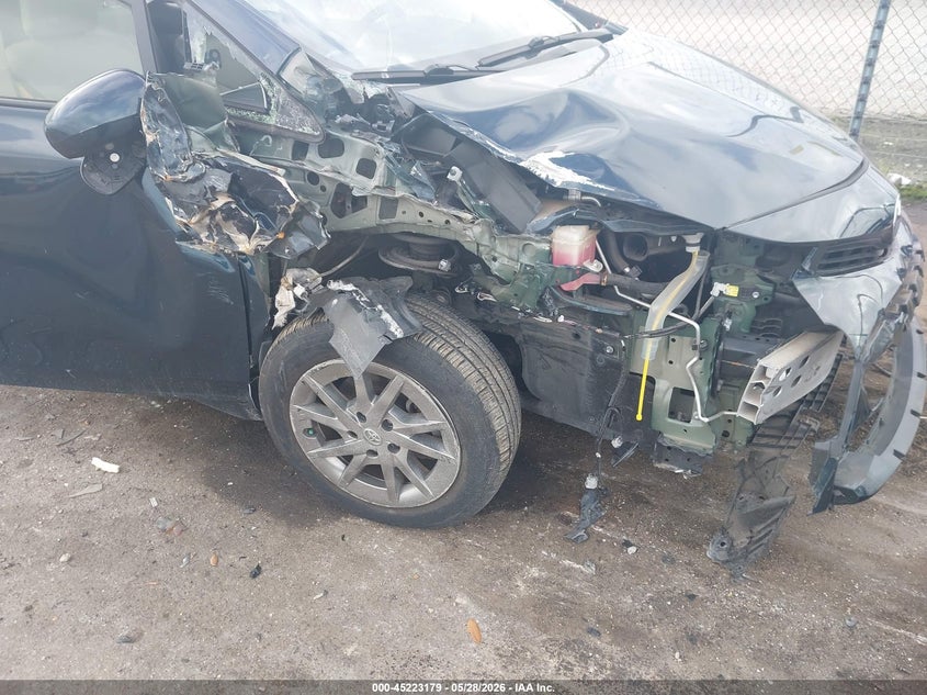 2017 Toyota Prius v VIN JTDZN3EUXHJ064834 IAAI salvage auction — FRONT END, Salvage Title, sold $2,750 on 2026-07-20 (photo 6)