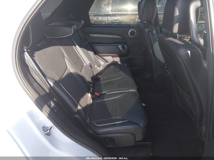 2018 Land rover Discovery VIN SALRT2RVXJA056847 IAAI salvage auction — UNKNOWN, Salvage Title, sold $8,900 on 2026-07-15 (photo 8)