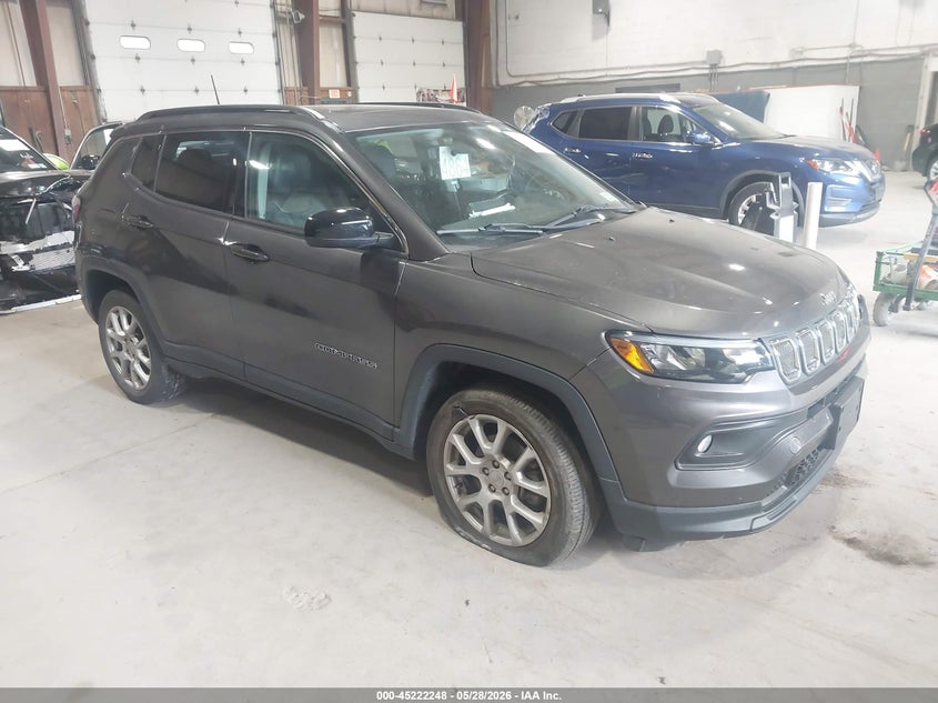 2022 Jeep Compass VIN 3C4NJDFBXNT181556 IAAI salvage auction — LEFT FRONT, Salvage Title, sold $5,550 on 2026-07-10 (photo 1)