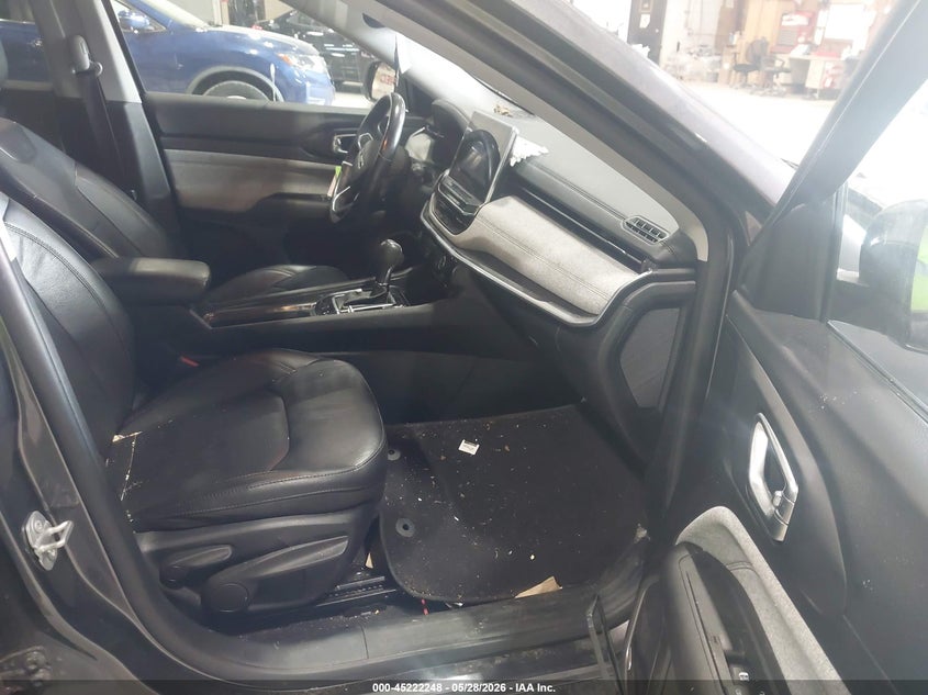 2022 Jeep Compass VIN 3C4NJDFBXNT181556 IAAI salvage auction — LEFT FRONT, Salvage Title, sold $5,550 on 2026-07-10 (photo 5)
