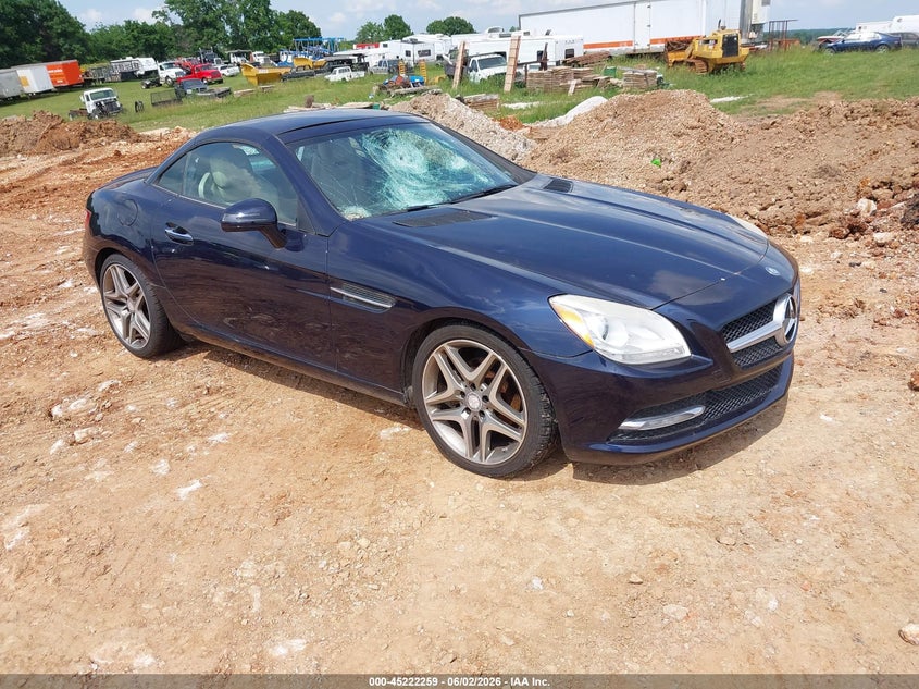 2013 Mercedes-benz Slk-klasse VIN WDDPK4HA0DF055652 IAAI salvage auction — HAIL, Salvage Title, sold $1,650 on 2026-07-20 (photo 1)
