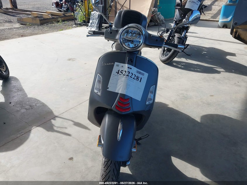 2020 Vespa - VIN ZAPMA39M1L5201109 IAAI salvage auction — FRONT END, Salvage Title, sold $1,350 on 2026-07-21 (photo 5)