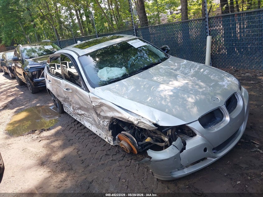 2011 BMW 3 series VIN WBAPH7C5XBE682766 IAAI salvage auction — RIGHT SIDE, Clear (Virginia), sold $300 on 2026-07-09 (photo 1)
