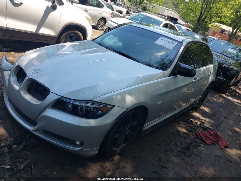 2011 BMW 3 series VIN WBAPH7C5XBE682766 IAAI salvage auction — RIGHT SIDE, Clear (Virginia), sold $300 on 2026-07-09 (photo 2)