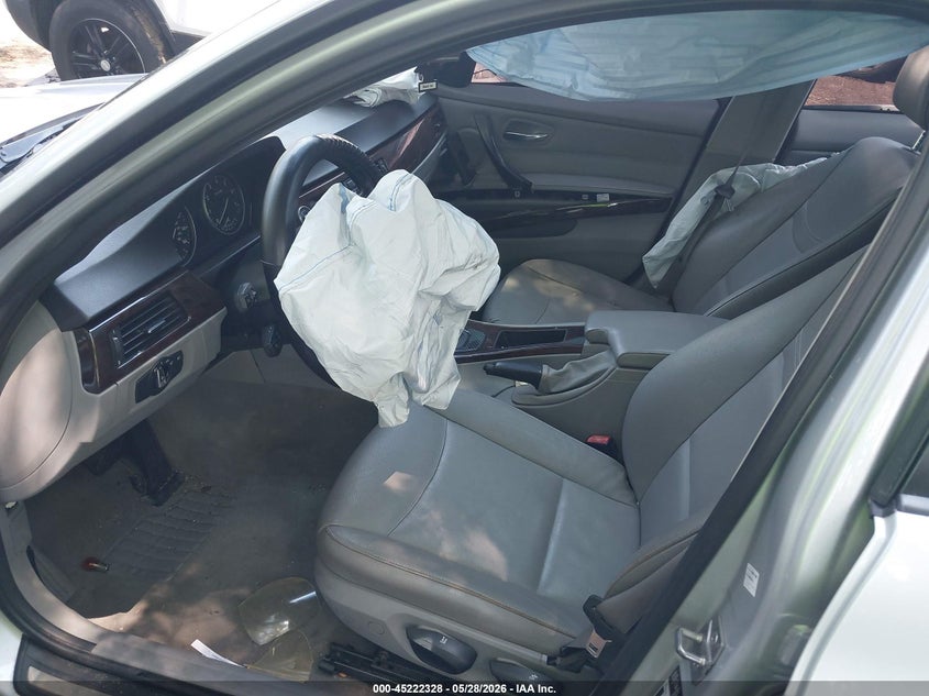 2011 BMW 3 series VIN WBAPH7C5XBE682766 IAAI salvage auction — RIGHT SIDE, Clear (Virginia), sold $300 on 2026-07-09 (photo 5)
