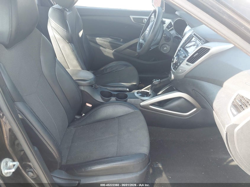 2013 Hyundai Veloster VIN KMHTC6AD8DU147914 IAAI salvage auction — NORMAL WEAR, Salvage Title, sold $1,100 on 2026-07-24 (photo 5)