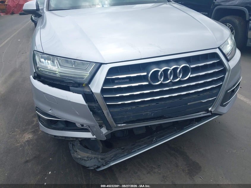 2017 Audi Q7 VIN WA1LAAF7XHD006424 IAAI salvage auction — RIGHT FRONT, Salvage Title, sold $6,000 on 2026-07-31 (photo 6)