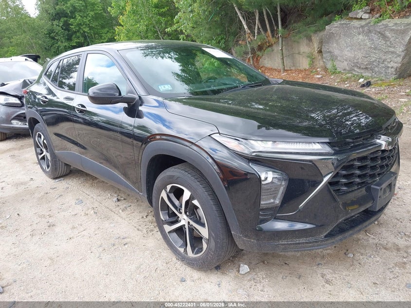 2024 Chevrolet Trax VIN KL77LGE28RC062862 IAAI salvage auction — SIDE, Salvage Title, sold $6,100 on 2026-07-21 (photo 1)