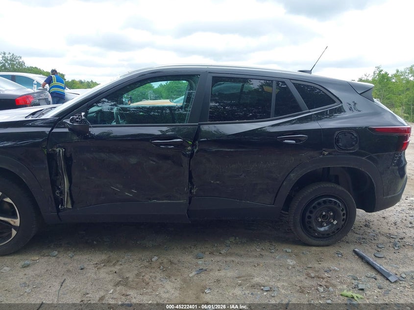2024 Chevrolet Trax VIN KL77LGE28RC062862 IAAI salvage auction — SIDE, Salvage Title, sold $6,100 on 2026-07-21 (photo 6)