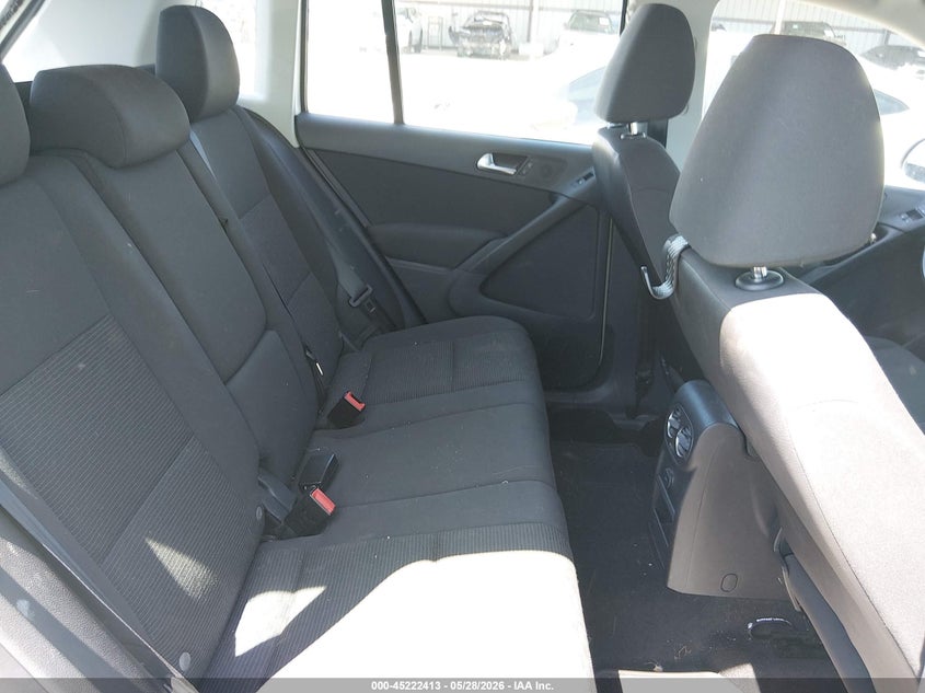 2017 Volkswagen Tiguan VIN WVGAV7AX9HK055004 IAAI salvage auction — REAR END, Original (Texas), sold $2,900 on 2026-07-28 (photo 8)