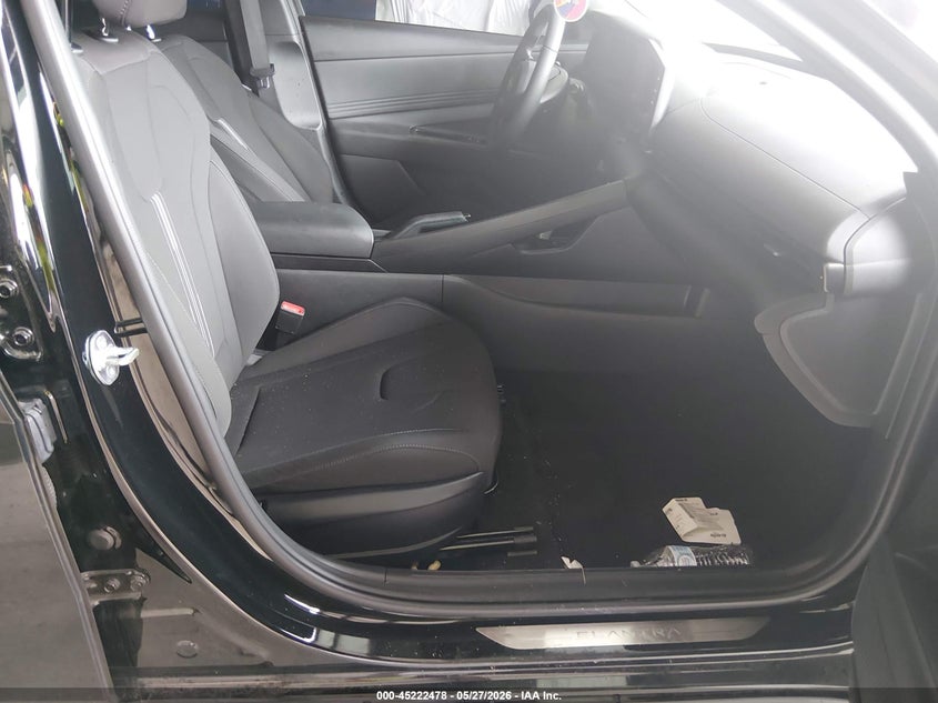 2025 Hyundai Elantra VIN KMHLM4DG3SU054478 IAAI salvage auction — REAR END, Salvage Title, sold $5,400 on 2026-07-27 (photo 5)