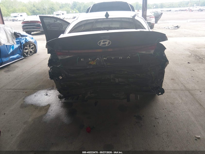 2025 Hyundai Elantra VIN KMHLM4DG3SU054478 IAAI salvage auction — REAR END, Salvage Title, sold $5,400 on 2026-07-27 (photo 6)