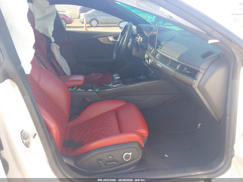 2021 Audi S5 VIN WAUC4CF57MA037081 IAAI salvage auction — LEFT FRONT, Salvage Title, sold $12,350 on 2026-09-29 (photo 5)