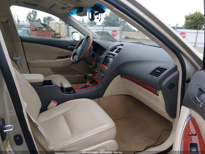 2012 Lexus ES VIN JTHBK1EG8C2486451 IAAI salvage auction — SIDE, Salvage Title, sold $4,150 on 2026-07-10 (photo 5)