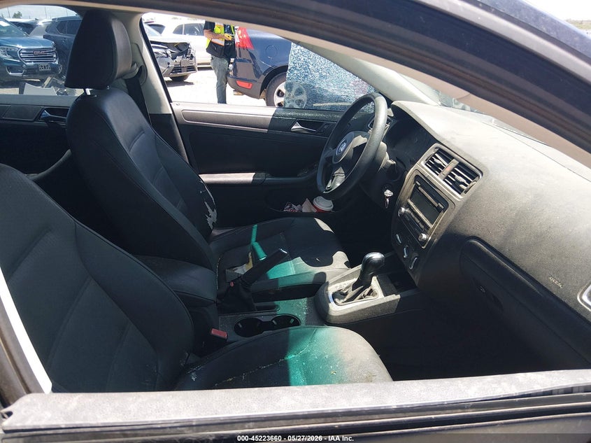 2011 Volkswagen Jetta VIN 3VWDZ7AJ2BM354168 IAAI salvage auction — SIDE, Salvage (Colorado), sold $275 on 2026-07-22 (photo 5)