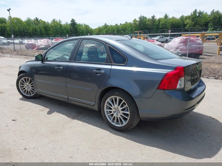 2010 Volvo S40 VIN YV1390MS7A2490337 IAAI salvage auction — NORMAL WEAR, Original (Maine), sold $450 on 2026-07-06 (photo 3)