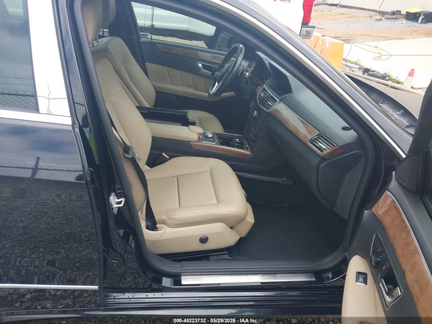 2012 Mercedes-benz E-klasse VIN WDDHF5KBXCA616046 IAAI salvage auction — ENGINE DAMAGE, Salvage (Mississippi), sold $1,500 on 2026-07-09 (photo 5)