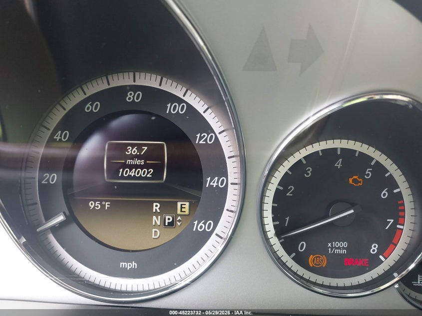 2012 Mercedes-benz E-klasse VIN WDDHF5KBXCA616046 IAAI salvage auction — ENGINE DAMAGE, Salvage (Mississippi), sold $1,500 on 2026-07-09 (photo 7)