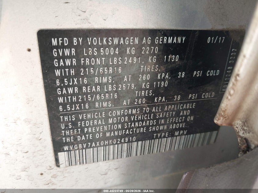 2017 Volkswagen Tiguan VIN WVGBV7AX0HK024910 IAAI salvage auction — FRONT END, Salvage Title, sold $300 on 2026-07-23 (photo 9)
