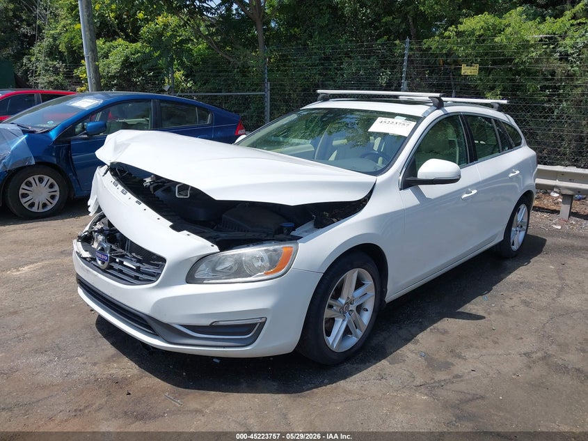 2015 Volvo V60 VIN YV140MEK6F1233431 IAAI salvage auction — FRONT END, Salvage Title, sold $425 on 2026-07-12 (photo 2)