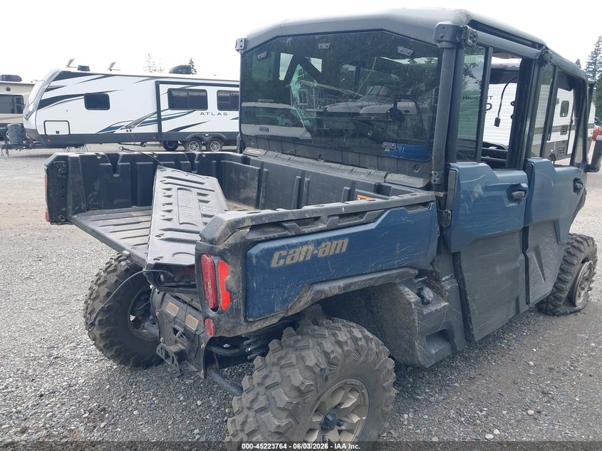 2025 Can-am/ brp Traxter VIN 3JBUUAX46SK023818 IAAI salvage auction — ROLLOVER, Salvage Title, sold $10,700 on 2026-07-14 (photo 4)