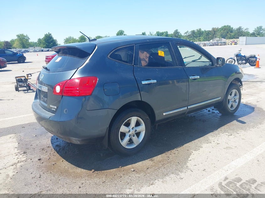 2013 Nissan Rogue VIN JN8AS5MV9DW129279 IAAI salvage auction — ROLLOVER, Clear (Indiana), sold $150 on 2026-07-24 (photo 4)