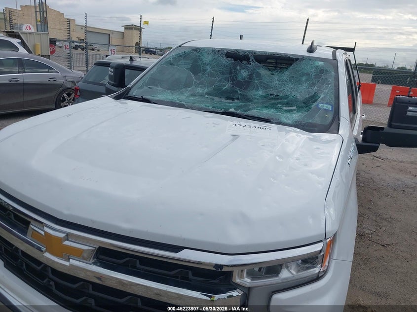 2023 Chevrolet Silverado VIN 3GCUDDED1PG325755 IAAI salvage auction — HAIL, Salvage Title, sold $17,000 on 2026-07-29 (photo 6)