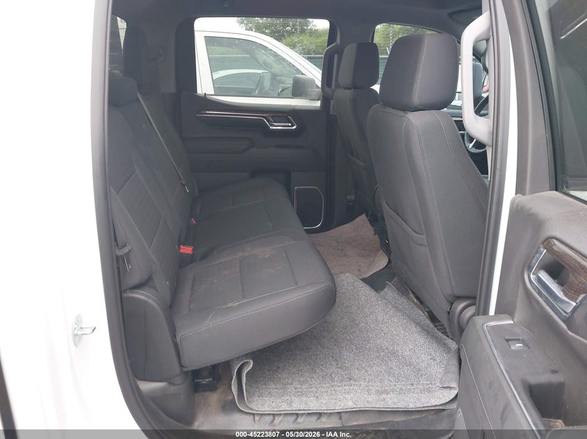 2023 Chevrolet Silverado VIN 3GCUDDED1PG325755 IAAI salvage auction — HAIL, Salvage Title, sold $17,000 on 2026-07-29 (photo 8)